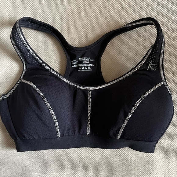 Danskin black sports bra, size small - Picture 1 of 4